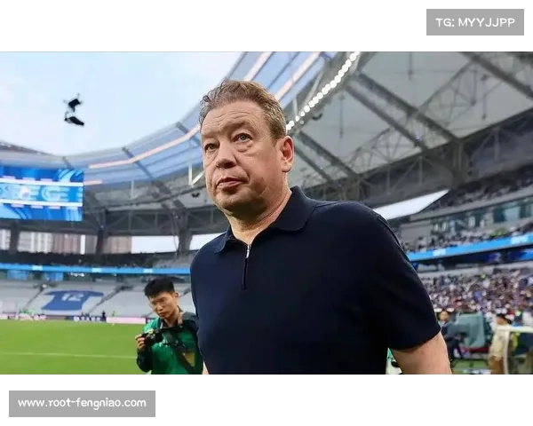 中场串联核心：特谢拉在斯卢茨基战术体系中的关键作用